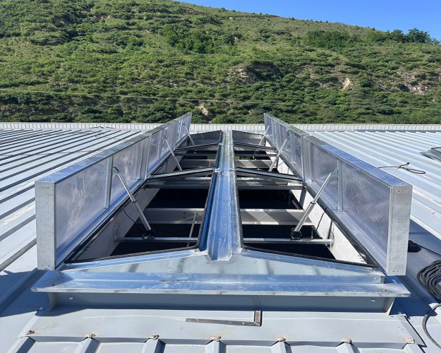 通風(fēng)采光天窗